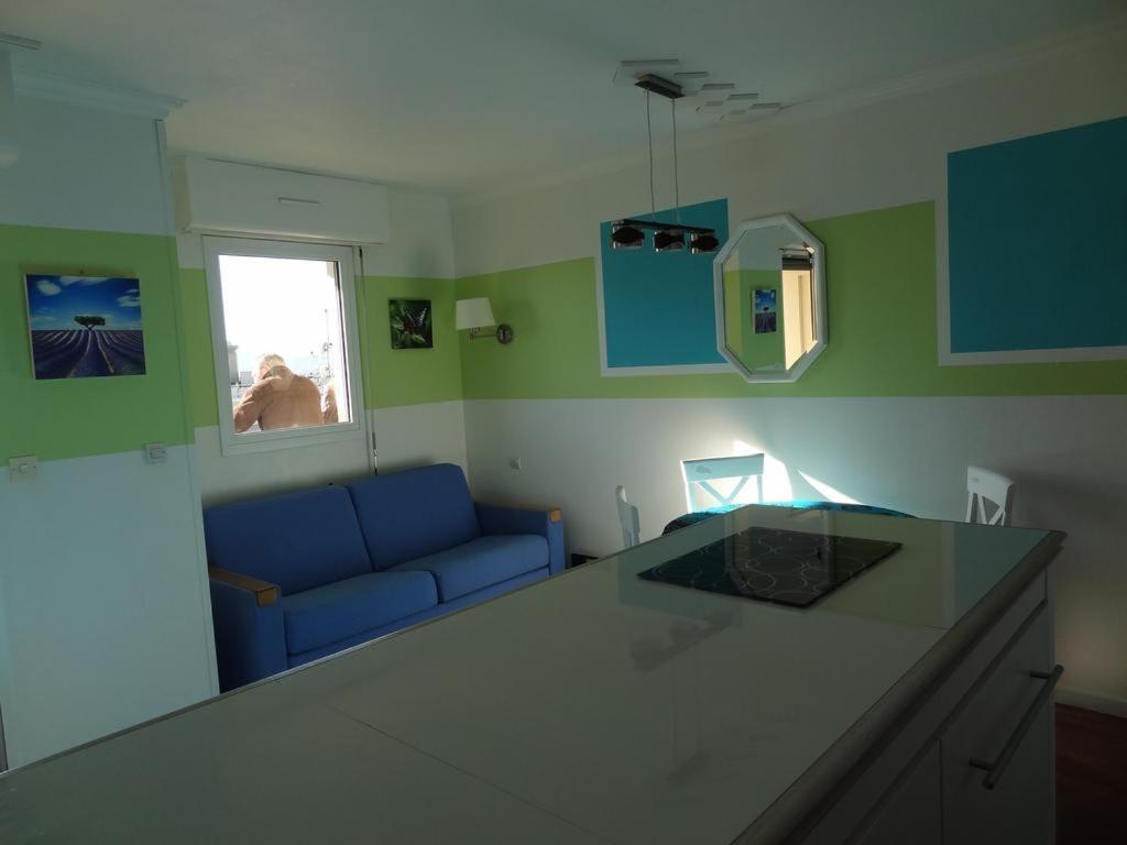 Appartement Promenade Des Bains Сен-Рафаель Екстер'єр фото